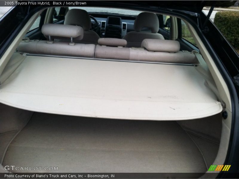 Black / Ivory/Brown 2005 Toyota Prius Hybrid