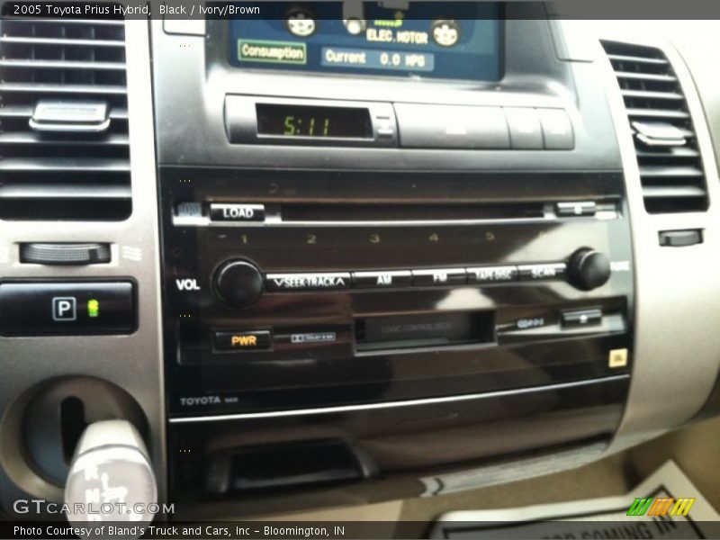Black / Ivory/Brown 2005 Toyota Prius Hybrid