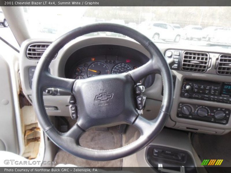 Summit White / Graphite 2001 Chevrolet Blazer LT 4x4