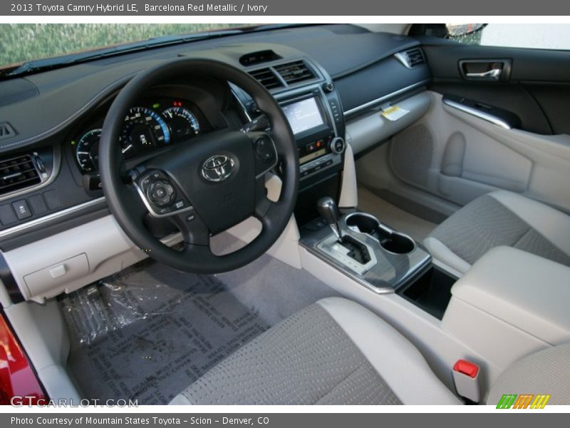 Barcelona Red Metallic / Ivory 2013 Toyota Camry Hybrid LE