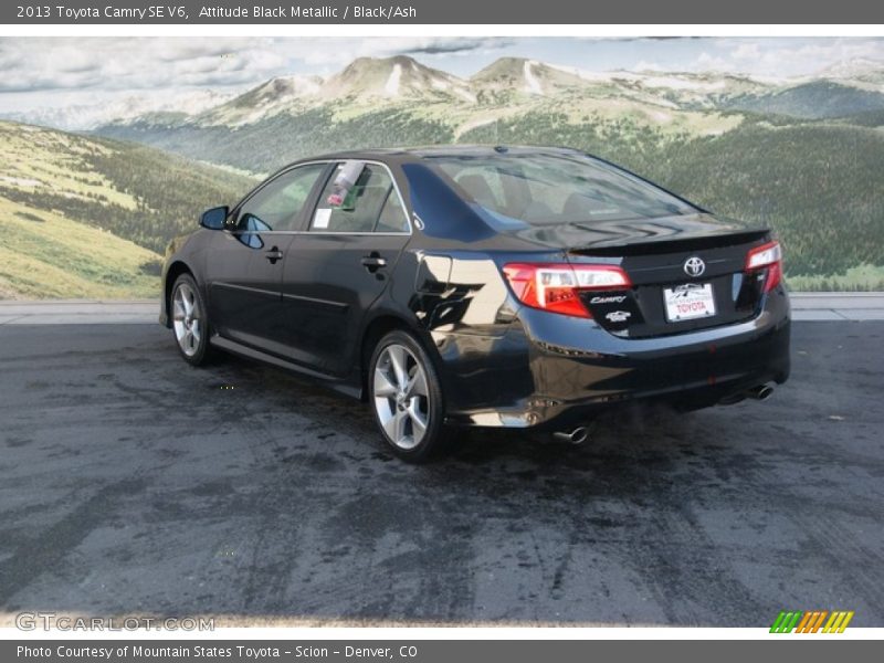 Attitude Black Metallic / Black/Ash 2013 Toyota Camry SE V6