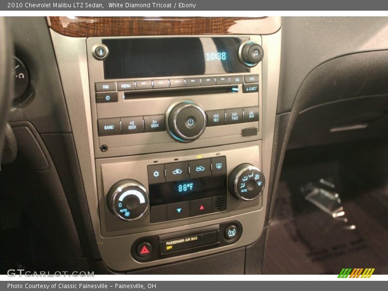 White Diamond Tricoat / Ebony 2010 Chevrolet Malibu LTZ Sedan