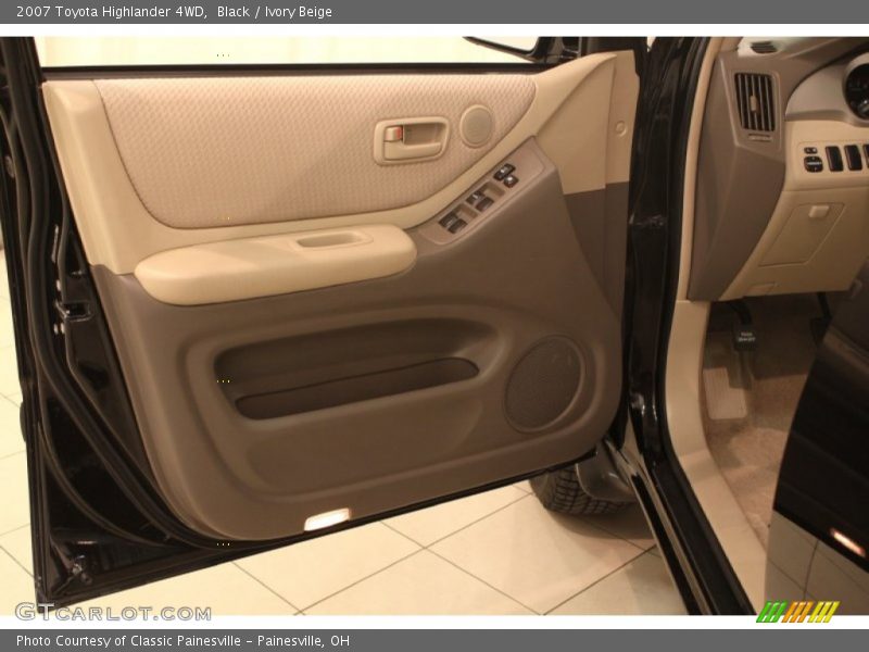Black / Ivory Beige 2007 Toyota Highlander 4WD