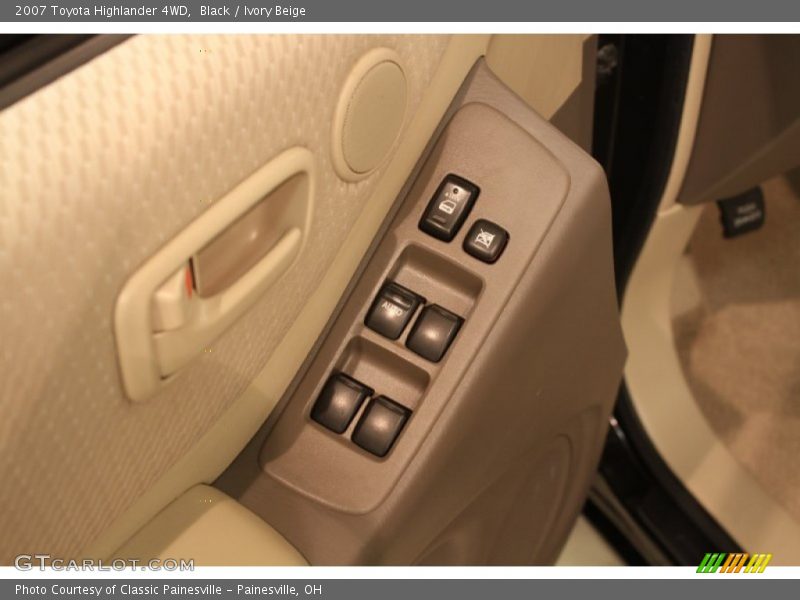 Black / Ivory Beige 2007 Toyota Highlander 4WD