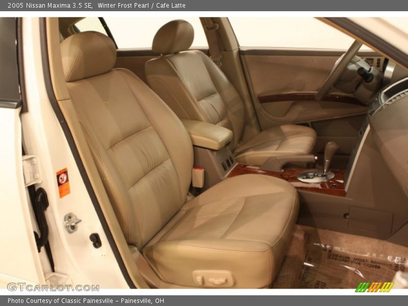 Front Seat of 2005 Maxima 3.5 SE
