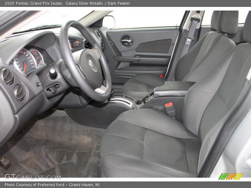  2005 Grand Prix Sedan Dark Pewter Interior