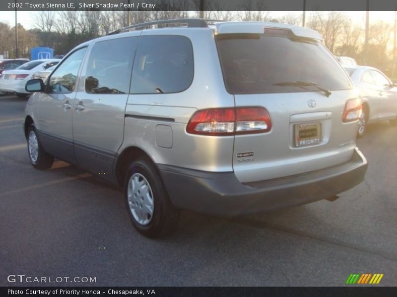 Silver Shadow Pearl / Gray 2002 Toyota Sienna LE