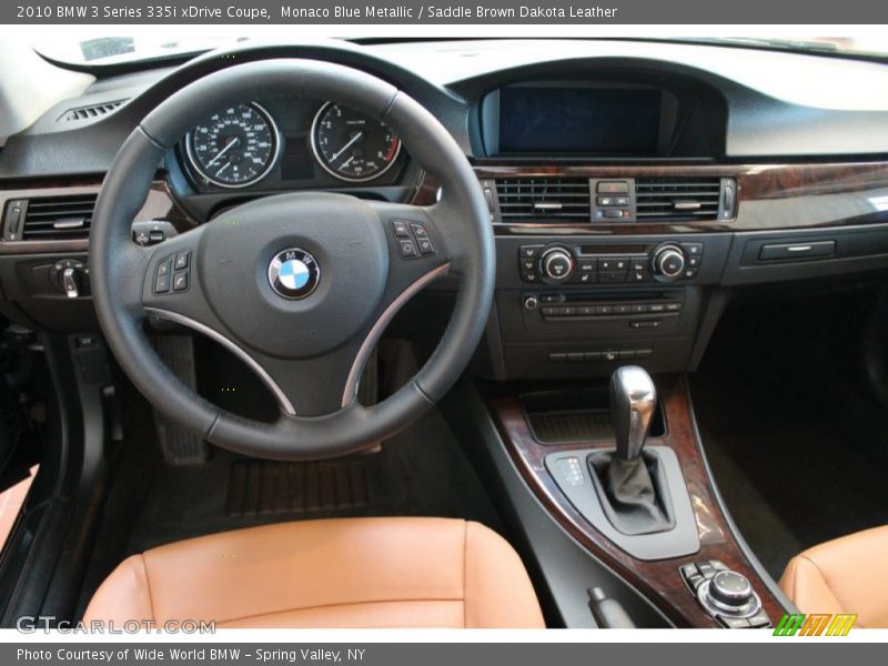 Dashboard of 2010 3 Series 335i xDrive Coupe