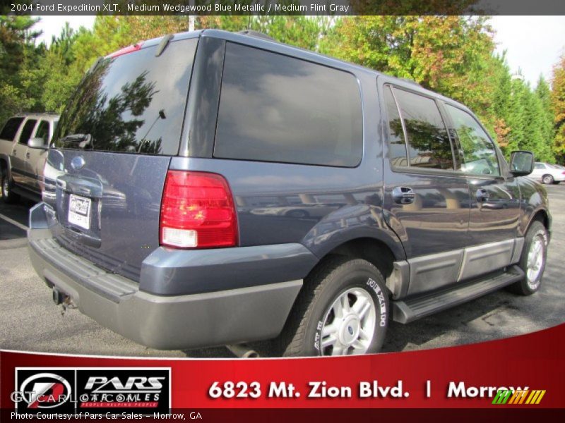 Medium Wedgewood Blue Metallic / Medium Flint Gray 2004 Ford Expedition XLT