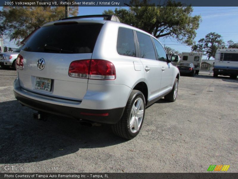 Reflex Silver Metallic / Kristal Grey 2005 Volkswagen Touareg V8