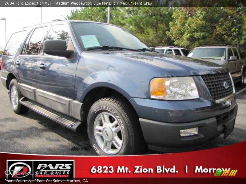 Medium Wedgewood Blue Metallic / Medium Flint Gray 2004 Ford Expedition XLT