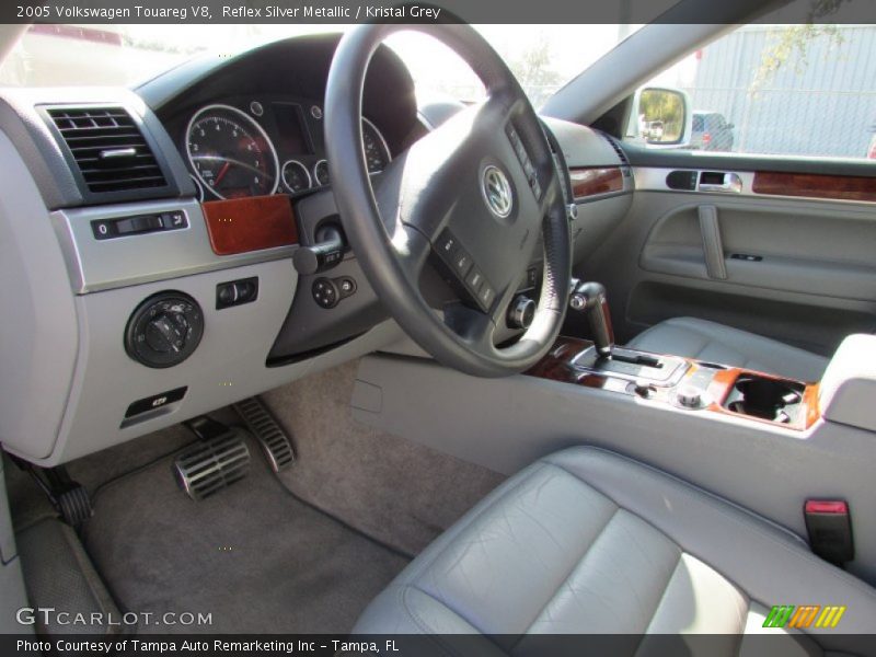 Reflex Silver Metallic / Kristal Grey 2005 Volkswagen Touareg V8