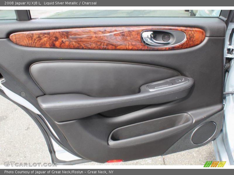 Door Panel of 2008 XJ XJ8 L