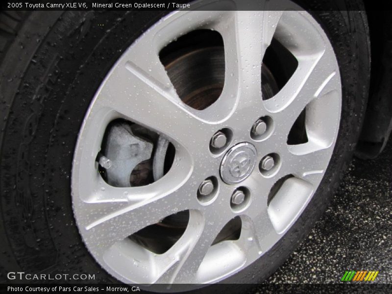 Mineral Green Opalescent / Taupe 2005 Toyota Camry XLE V6
