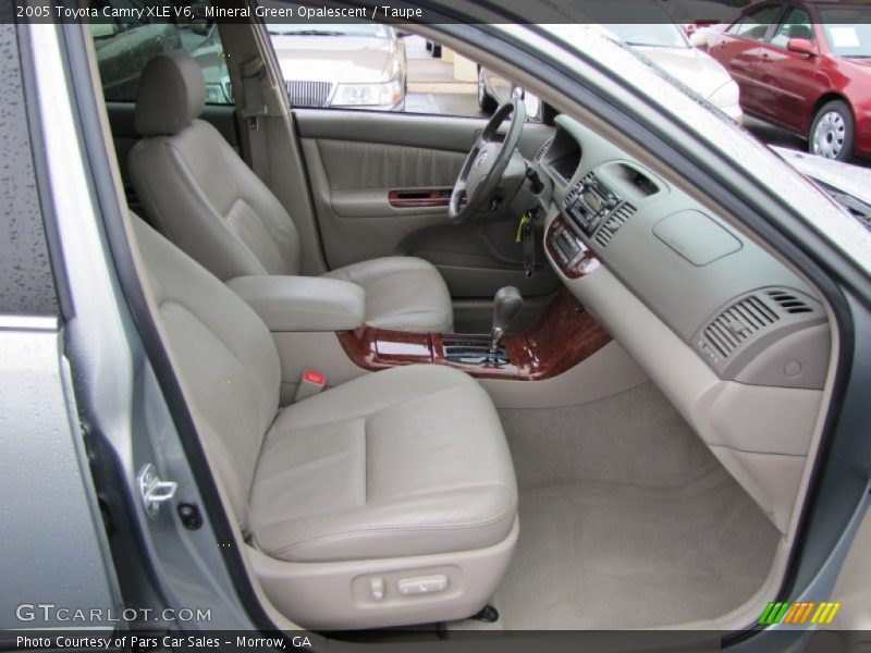Mineral Green Opalescent / Taupe 2005 Toyota Camry XLE V6