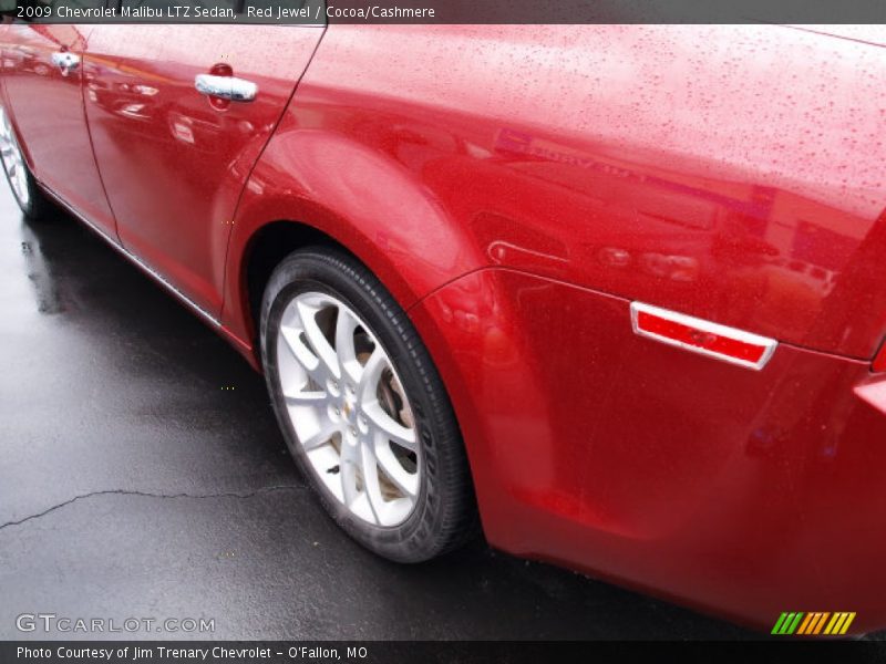 Red Jewel / Cocoa/Cashmere 2009 Chevrolet Malibu LTZ Sedan