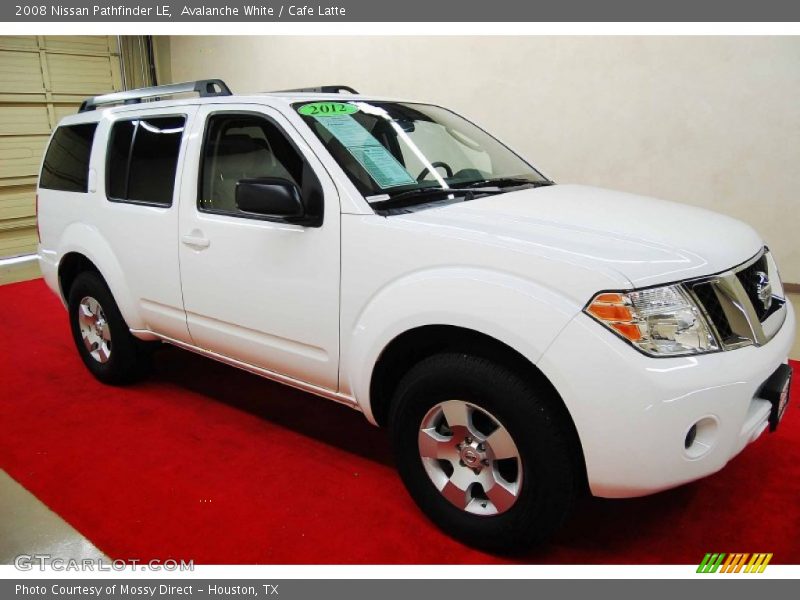 Avalanche White / Cafe Latte 2008 Nissan Pathfinder LE