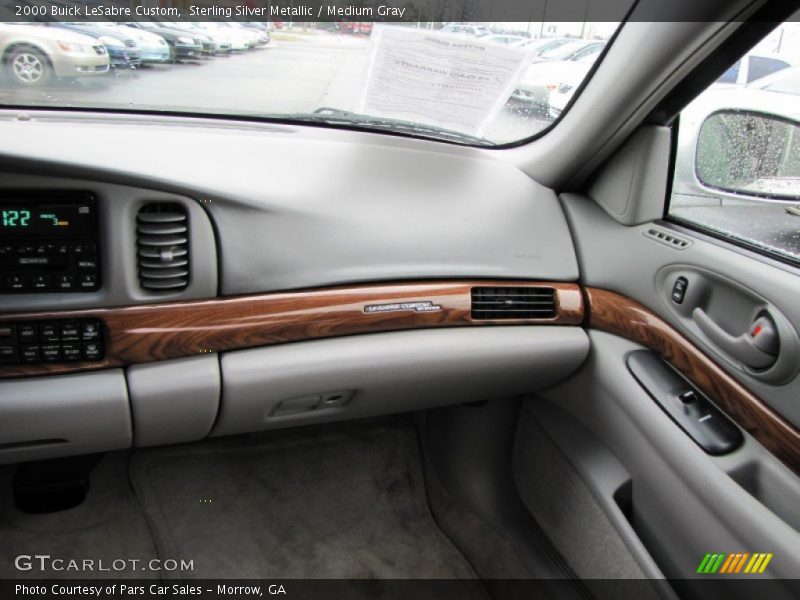 Sterling Silver Metallic / Medium Gray 2000 Buick LeSabre Custom