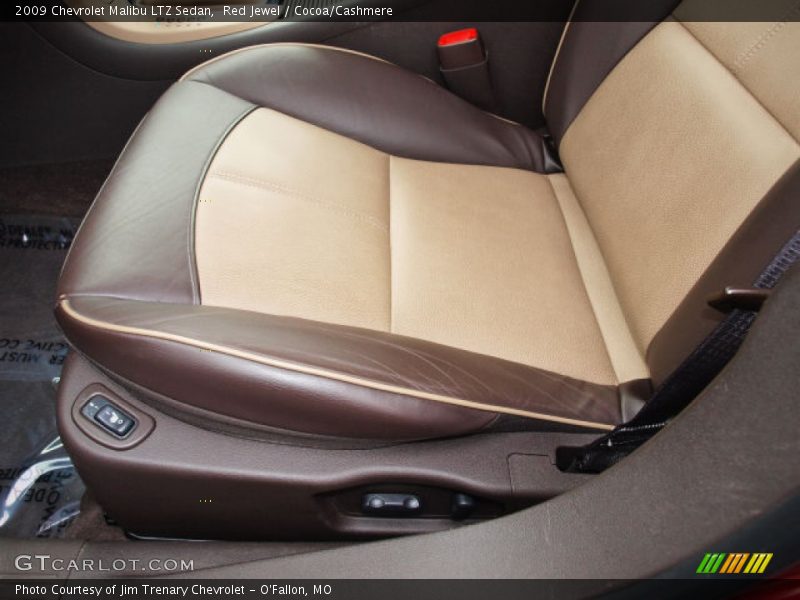 Front Seat of 2009 Malibu LTZ Sedan