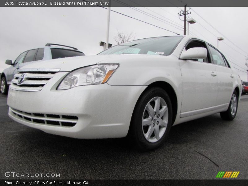 Blizzard White Pearl / Light Gray 2005 Toyota Avalon XL