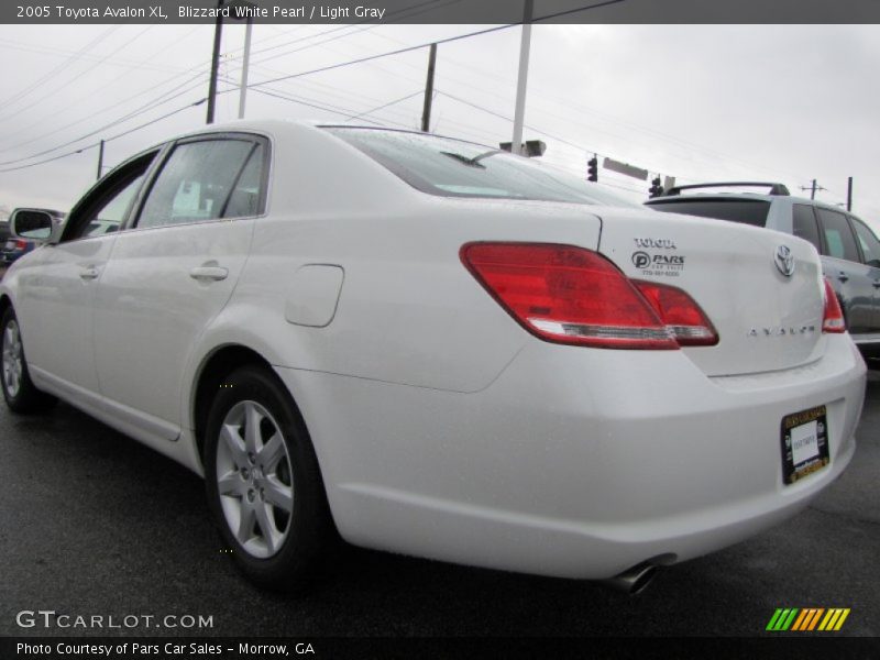 Blizzard White Pearl / Light Gray 2005 Toyota Avalon XL