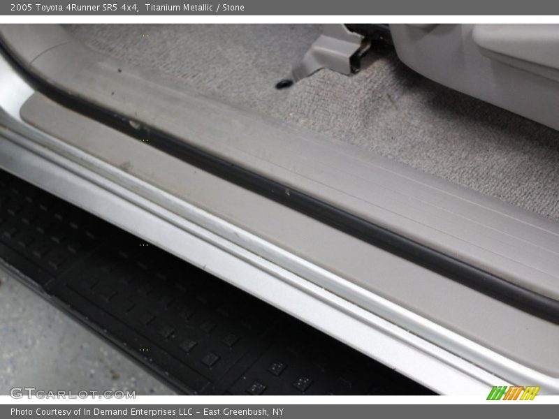 Titanium Metallic / Stone 2005 Toyota 4Runner SR5 4x4