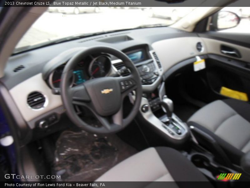 Blue Topaz Metallic / Jet Black/Medium Titanium 2013 Chevrolet Cruze LS