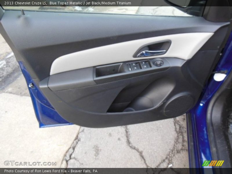 Blue Topaz Metallic / Jet Black/Medium Titanium 2013 Chevrolet Cruze LS