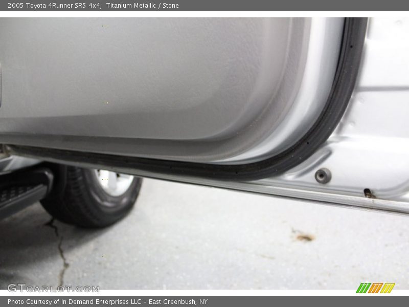 Titanium Metallic / Stone 2005 Toyota 4Runner SR5 4x4