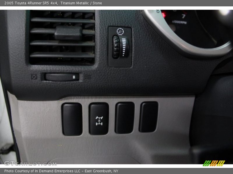 Titanium Metallic / Stone 2005 Toyota 4Runner SR5 4x4