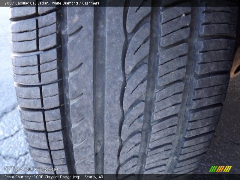 White Diamond / Cashmere 2007 Cadillac CTS Sedan
