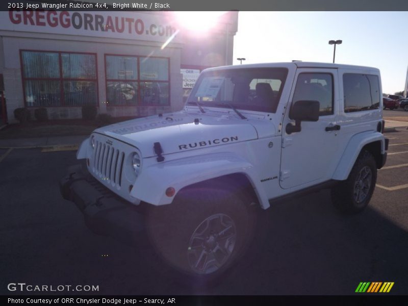 Bright White / Black 2013 Jeep Wrangler Rubicon 4x4