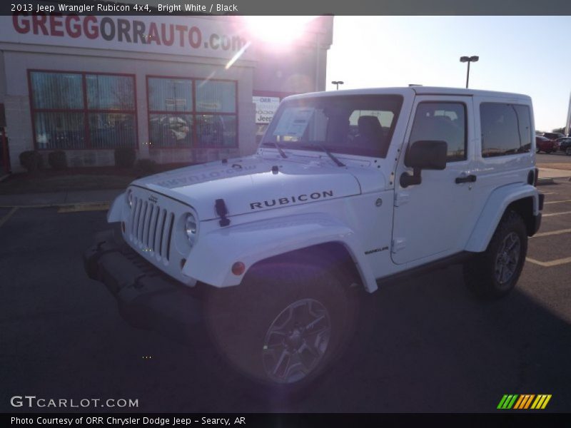 Bright White / Black 2013 Jeep Wrangler Rubicon 4x4