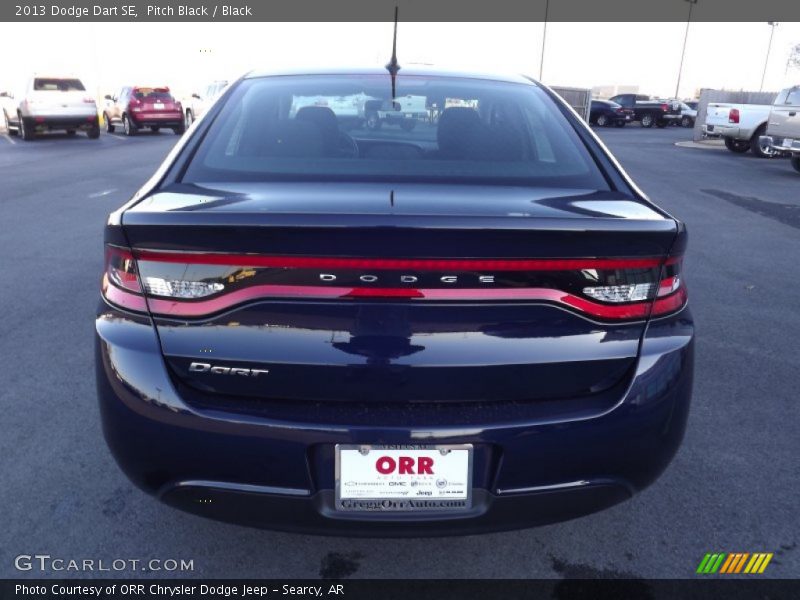 Pitch Black / Black 2013 Dodge Dart SE