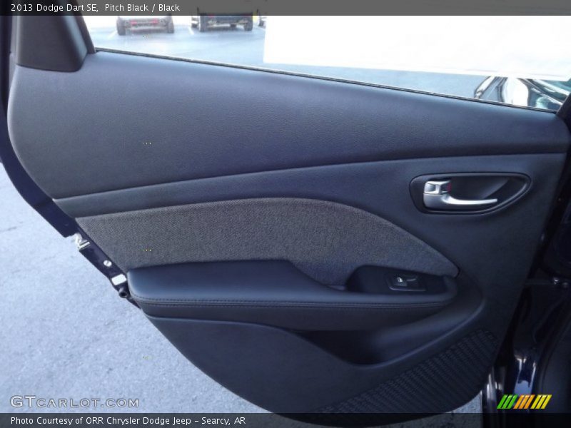 Pitch Black / Black 2013 Dodge Dart SE