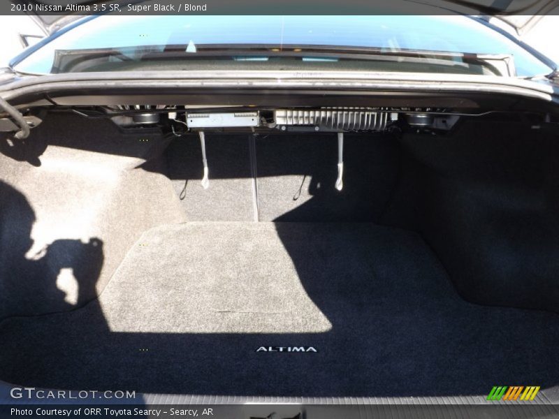 Super Black / Blond 2010 Nissan Altima 3.5 SR