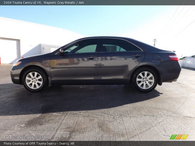 Magnetic Gray Metallic / Ash 2009 Toyota Camry LE V6