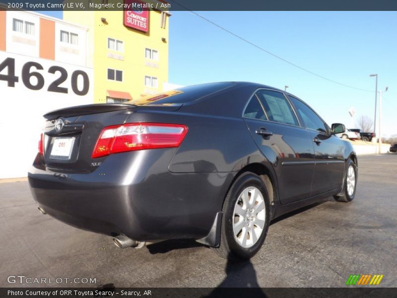 Magnetic Gray Metallic / Ash 2009 Toyota Camry LE V6