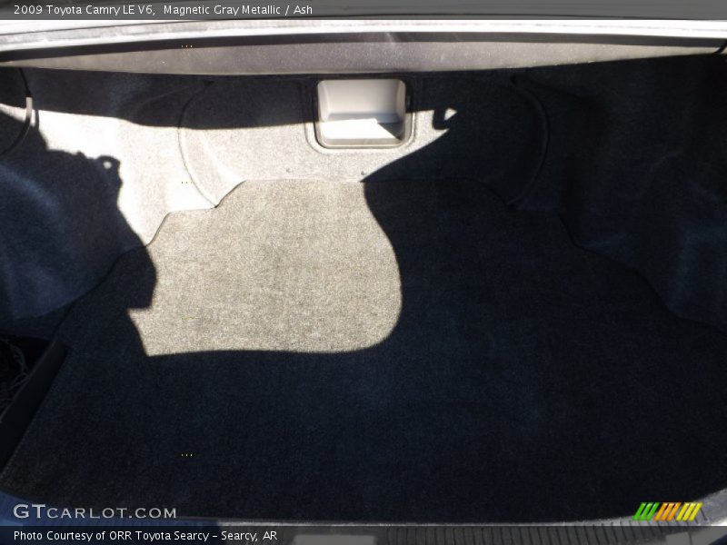 Magnetic Gray Metallic / Ash 2009 Toyota Camry LE V6