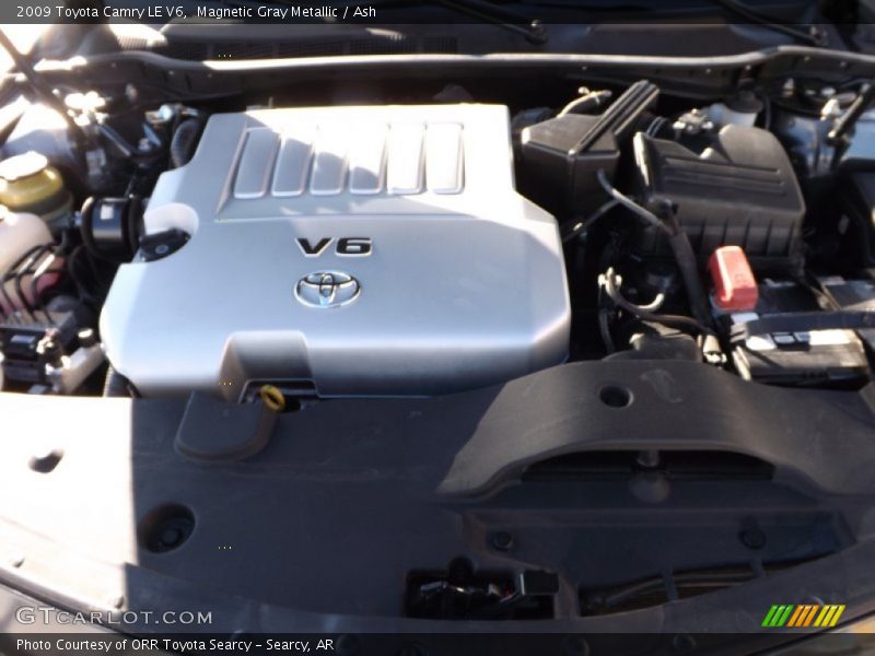 Magnetic Gray Metallic / Ash 2009 Toyota Camry LE V6