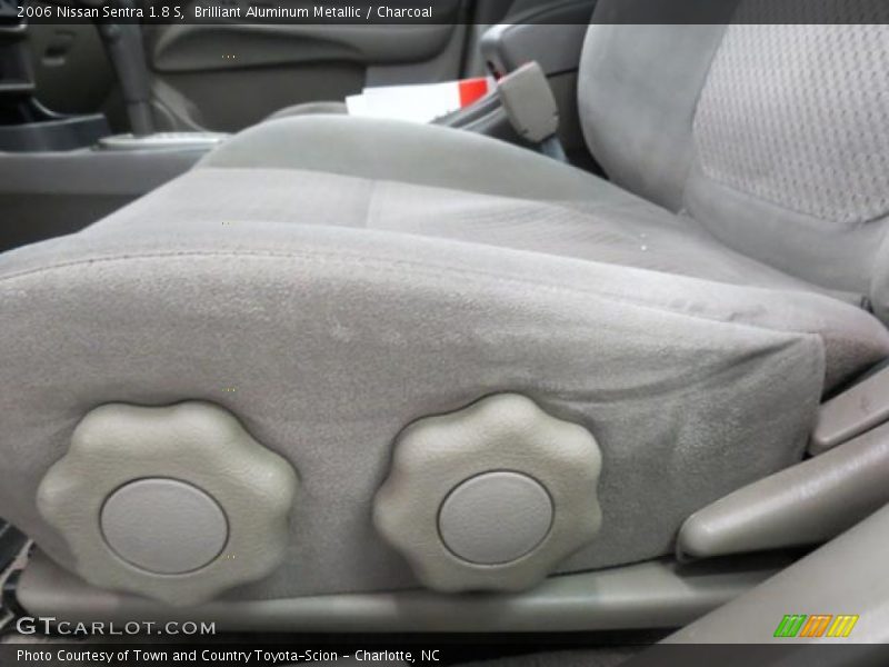 Brilliant Aluminum Metallic / Charcoal 2006 Nissan Sentra 1.8 S