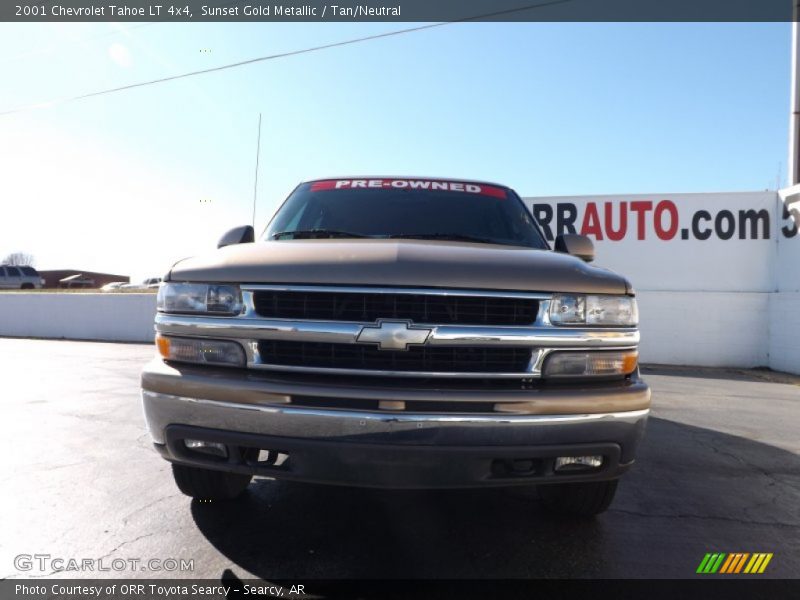Sunset Gold Metallic / Tan/Neutral 2001 Chevrolet Tahoe LT 4x4