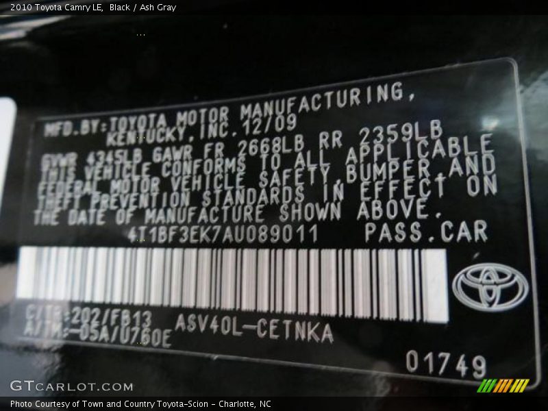 Black / Ash Gray 2010 Toyota Camry LE