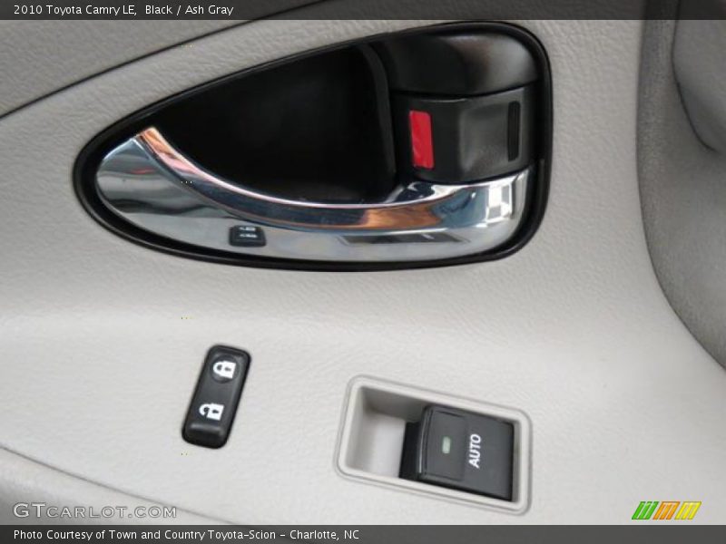 Black / Ash Gray 2010 Toyota Camry LE