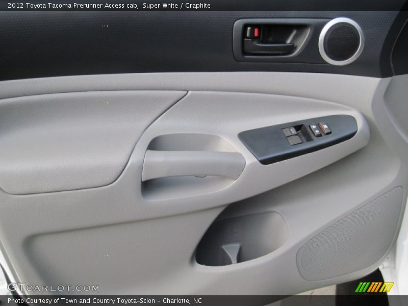 Super White / Graphite 2012 Toyota Tacoma Prerunner Access cab