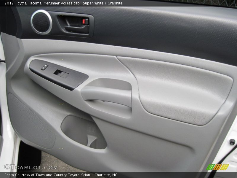 Super White / Graphite 2012 Toyota Tacoma Prerunner Access cab