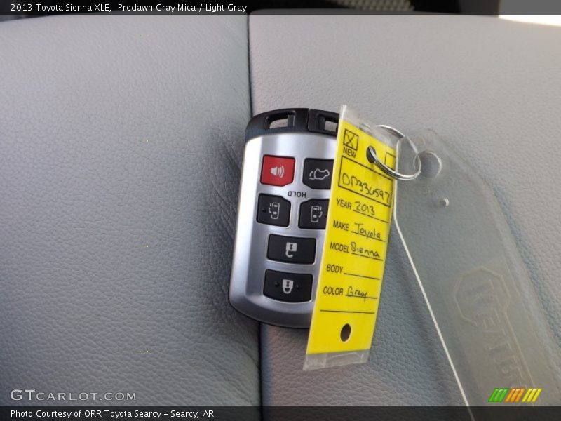 Predawn Gray Mica / Light Gray 2013 Toyota Sienna XLE