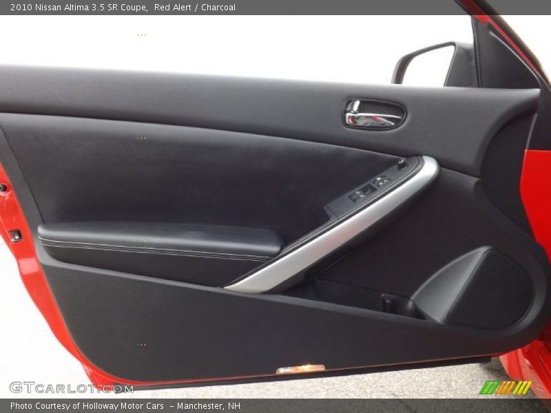 Door Panel of 2010 Altima 3.5 SR Coupe
