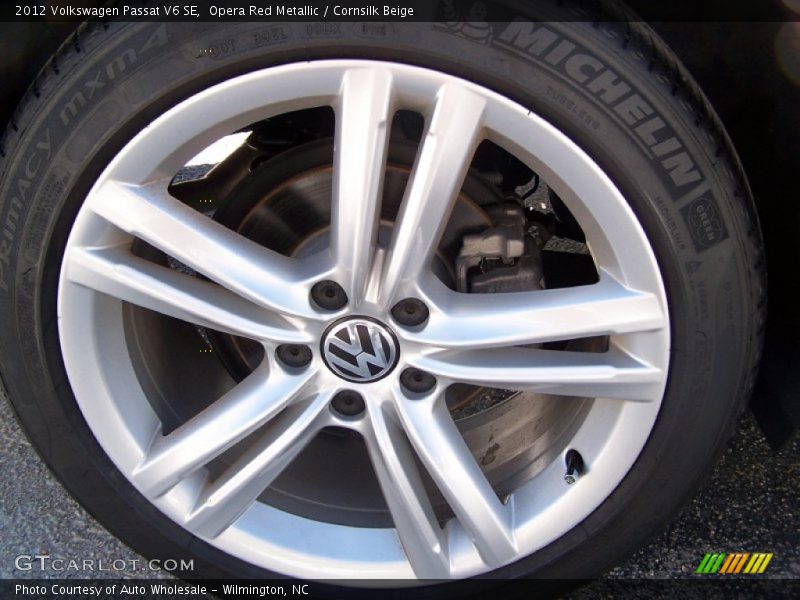 Opera Red Metallic / Cornsilk Beige 2012 Volkswagen Passat V6 SE