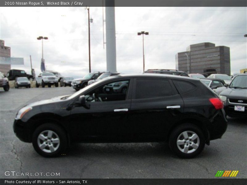 Wicked Black / Gray 2010 Nissan Rogue S